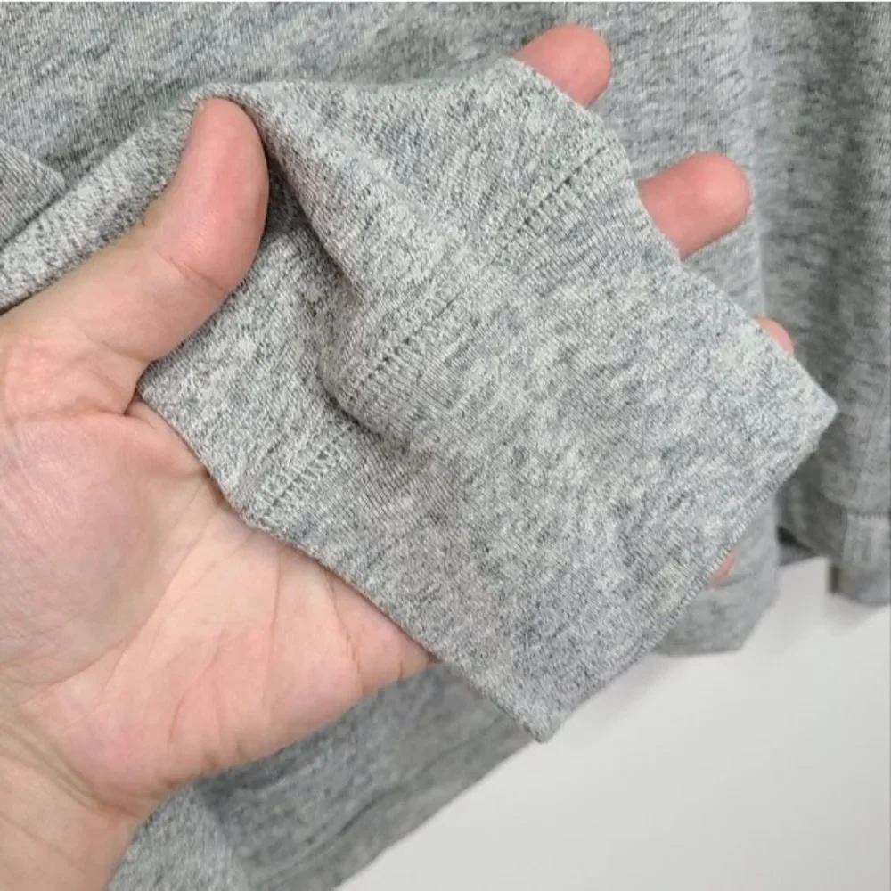 J Crew Men's Long Sleeve‎ Gray Pullover T-shirt Size Medium 100% Cotton
